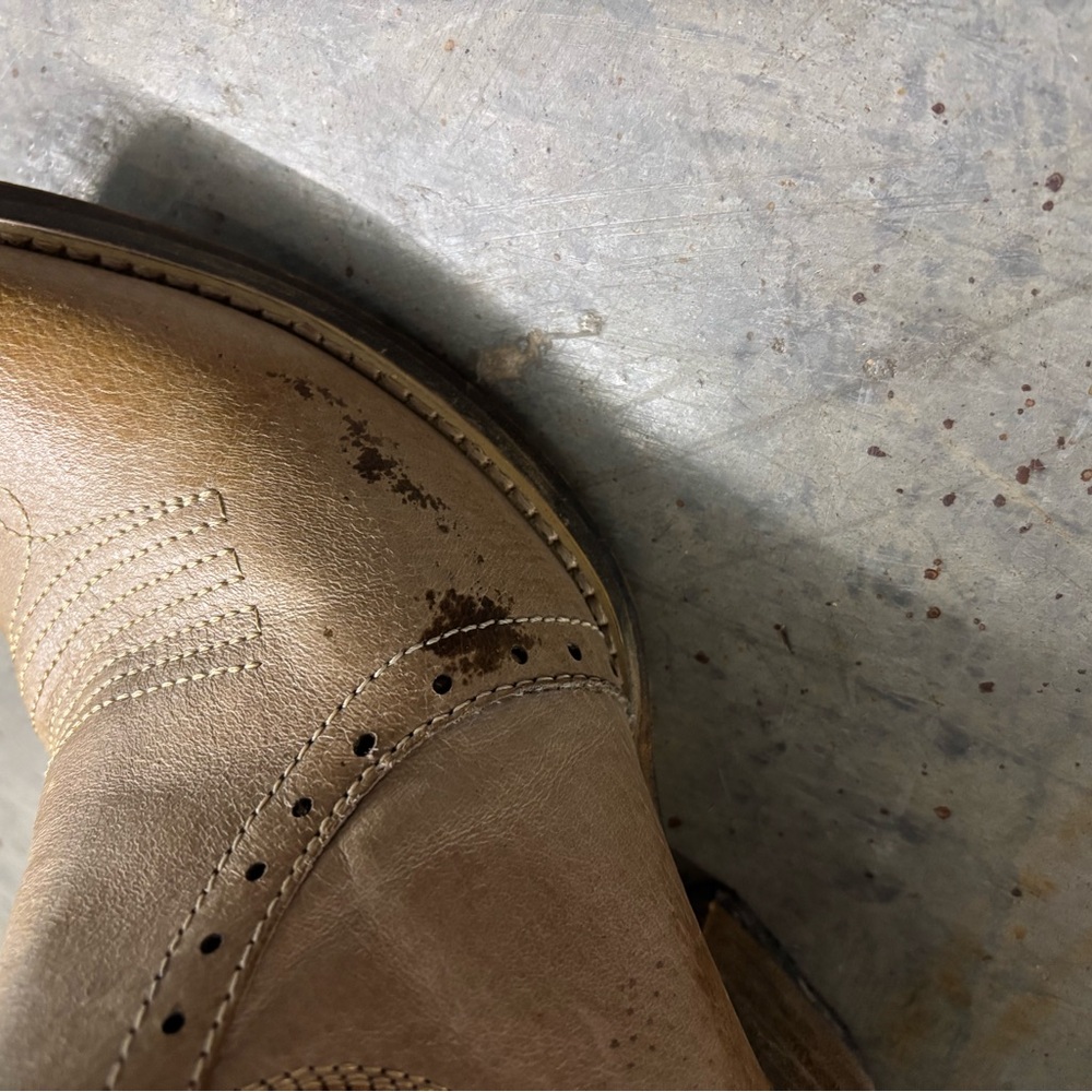 Very Volatile Brown Ankle Boots with Western Flair - Picture 5 of 8